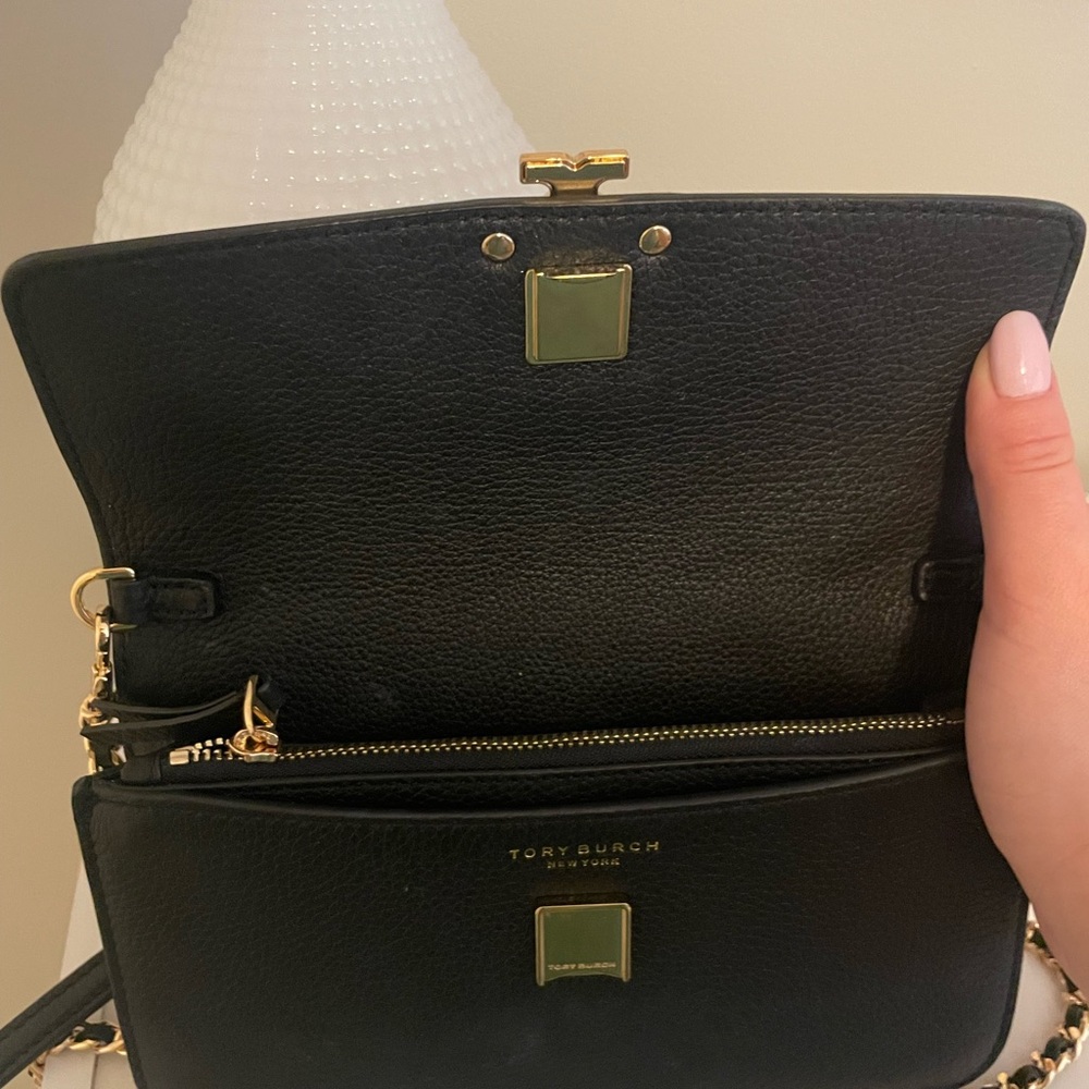Tory Burch Britten Chain Wallet with Crossbody Chain & Wristlet blk leather - Picture 4 of 7